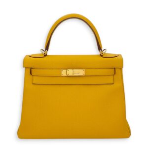 Kelly 28 Jaune Ambre in Togo, Gold hardware