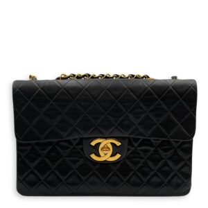 Vintage Maxl Black Flap Bag in Lambskin, Gold hardware