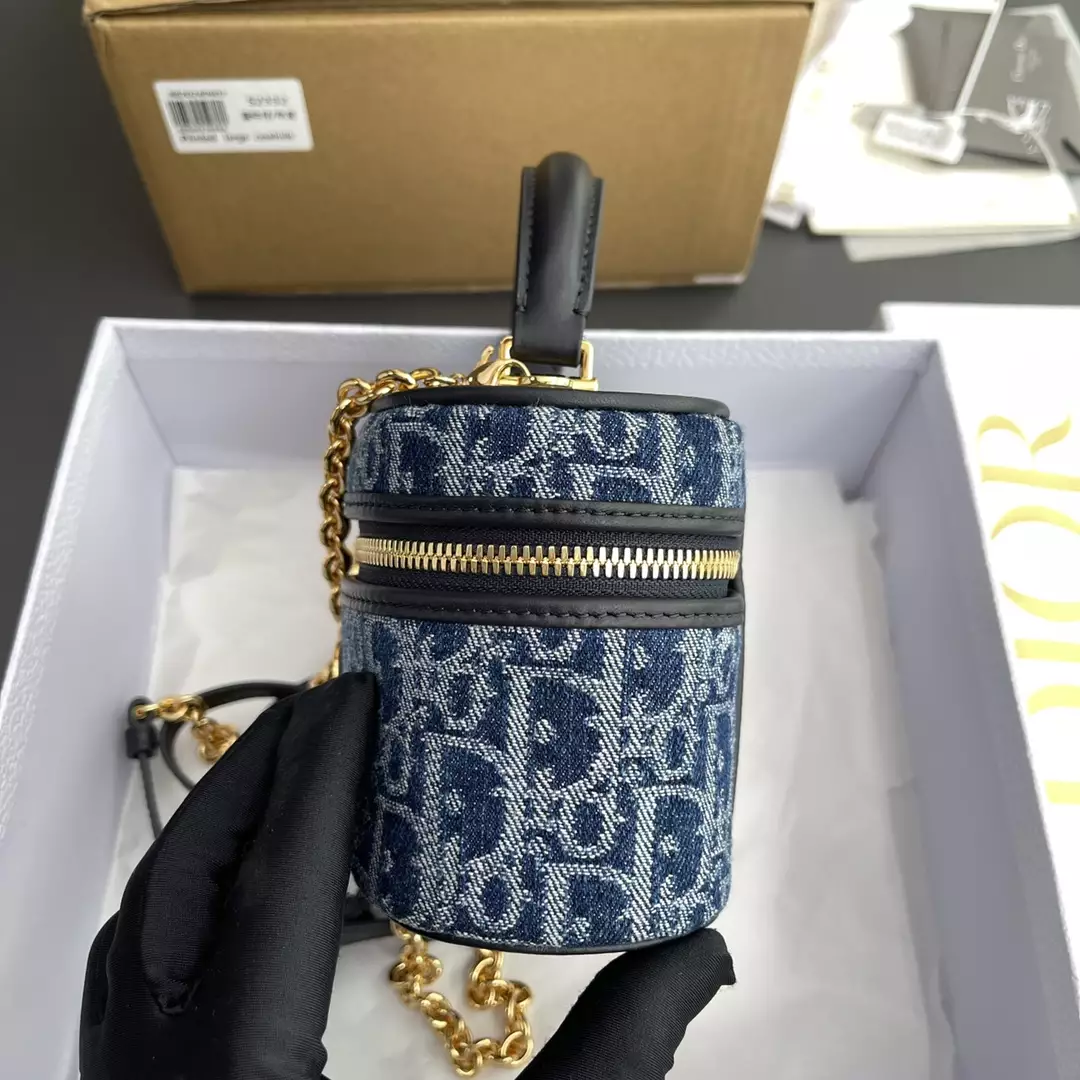 30 Montaigne Mini Vanity Case Blue Denim Dior Oblique Jacquard - Image 5