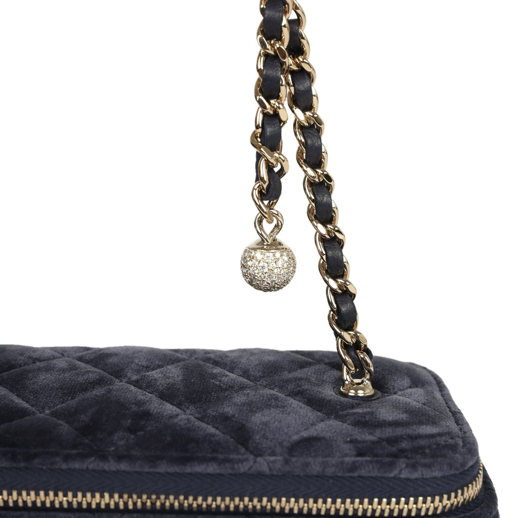Chanel Small Crystal Pearl Crush Vanity Case Gris Fonce Velvet Light Gold Hardware - Image 10