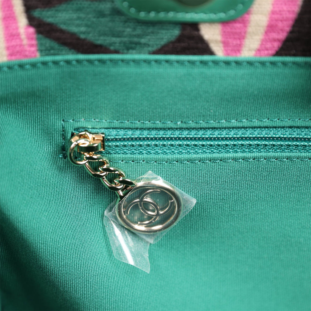 Chanel Small Deauville Shopping Tote Green and Pink Tropical Floral Velvet Light Gold Hardware - Image 12