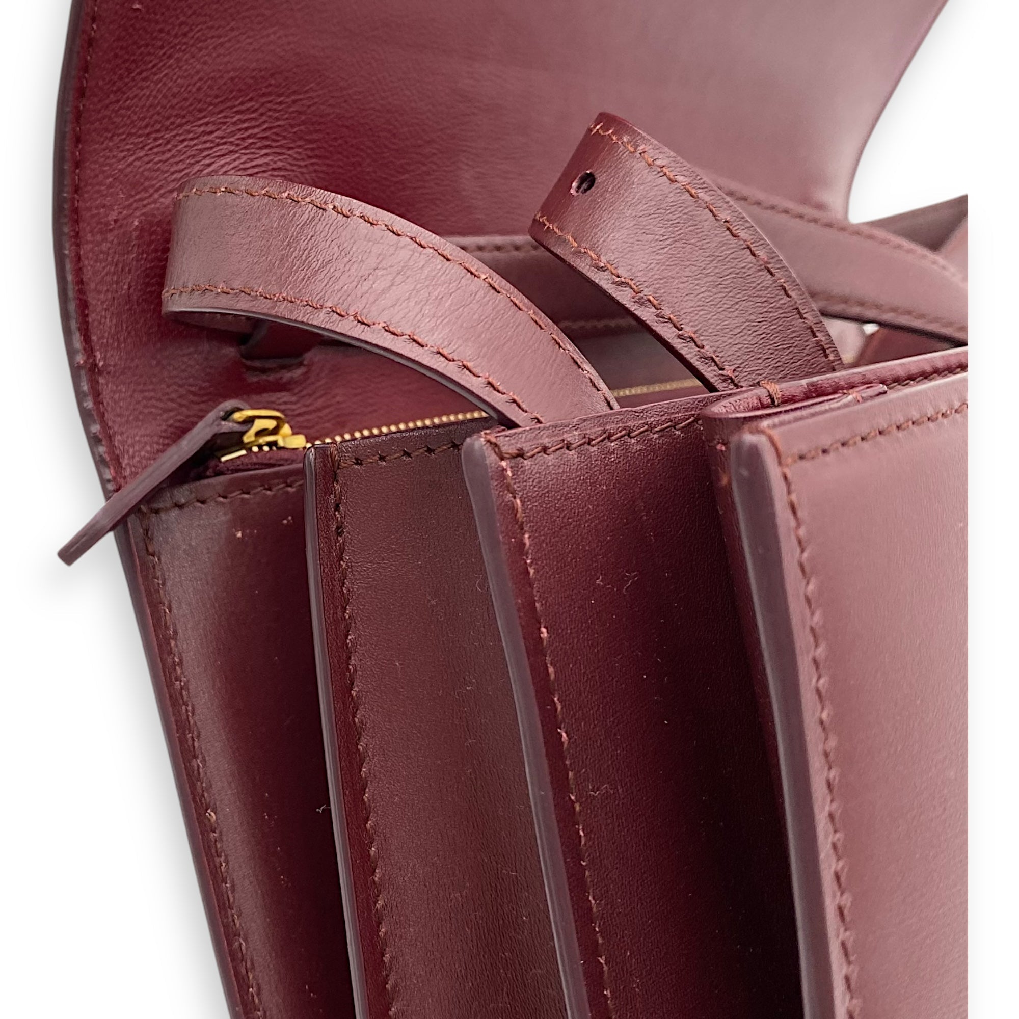 Box Medium Red Shoulder Bag in Calfskin, Brushed Gold hardware - Image 10