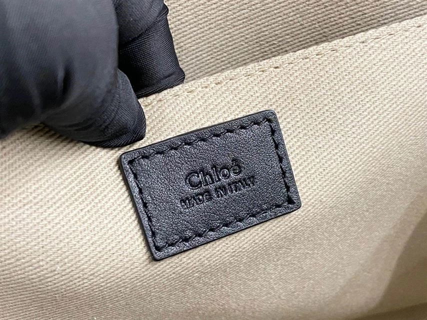 Chloé Medium Woody Tote Bag - MB002 - Image 8