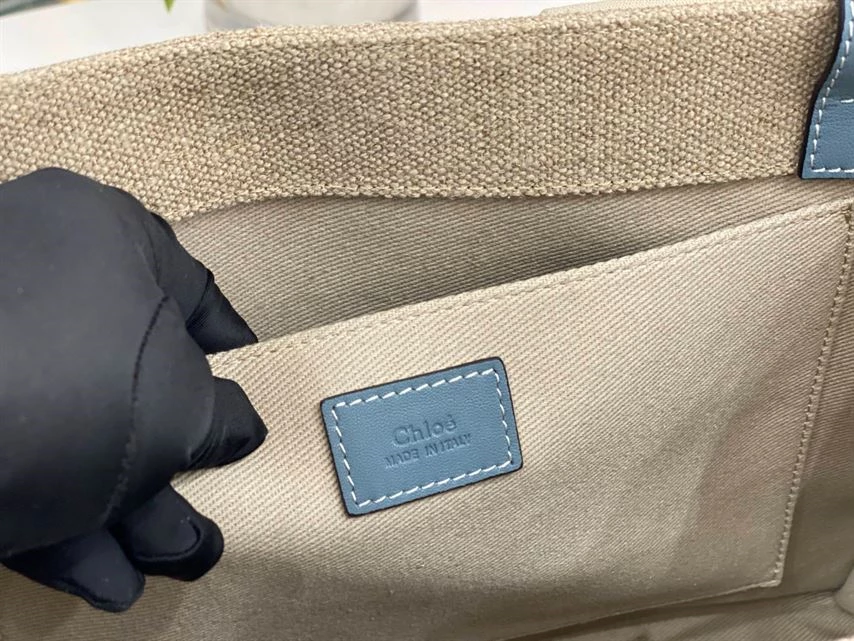 Chloé Medium Woody Tote Bag - MB008 - Image 8