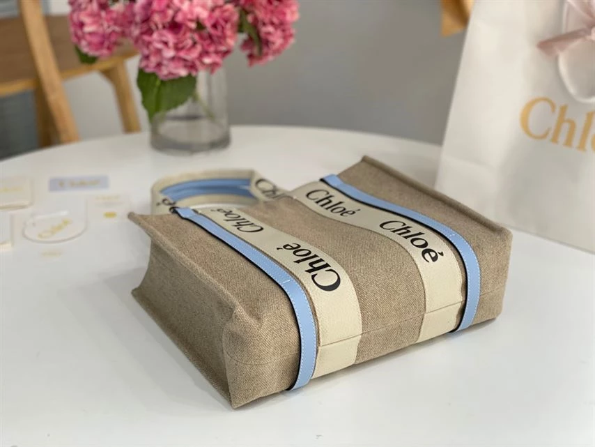 Chloé Medium Woody Tote Bag - MB009 - Image 9