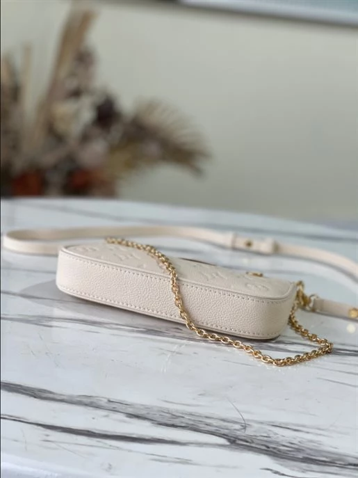 Easy Pouch On Strap Monogram Empreinte Leather - LB221 - Image 10