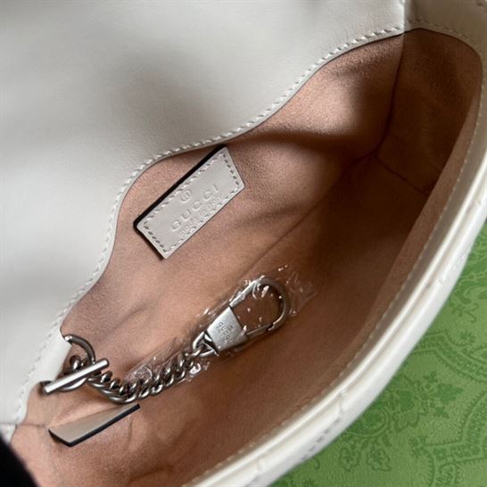 GG Marmont belt bag White chevron matelassé - Image 9