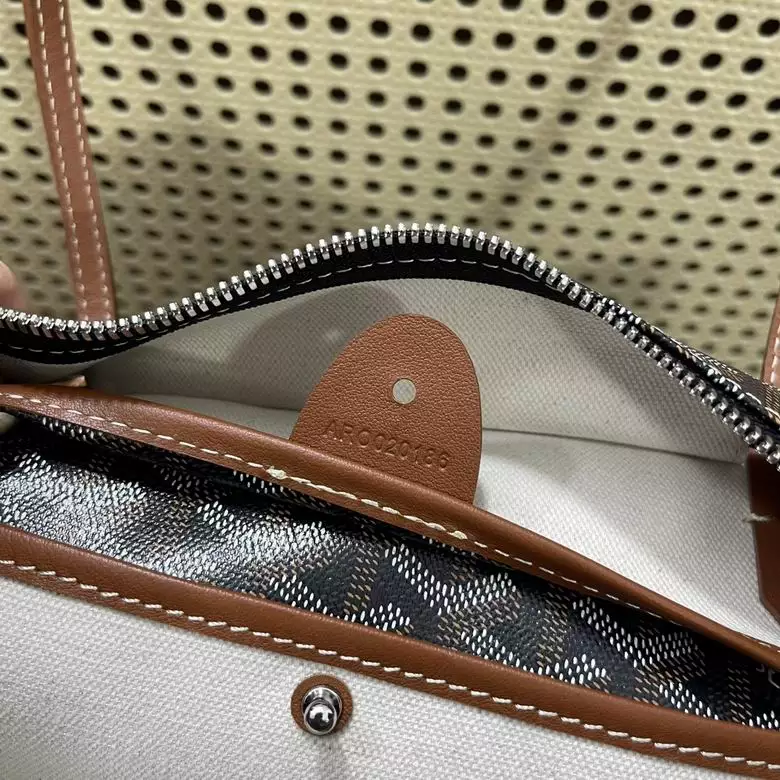 Goyard Artois MM Bag - Repbags.ru - Image 10