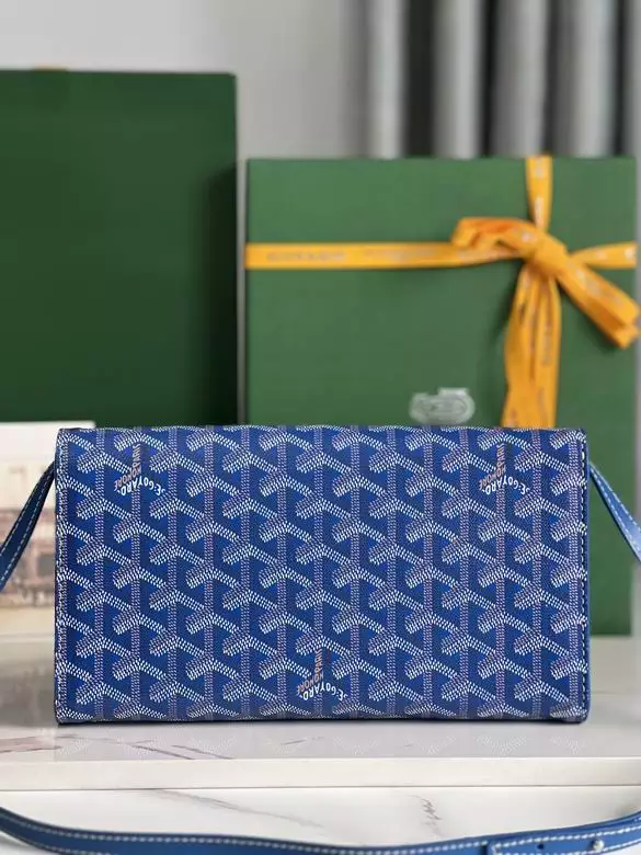 Goyard Monte-Carlo PM Clutch - Repbags.ru - Image 7