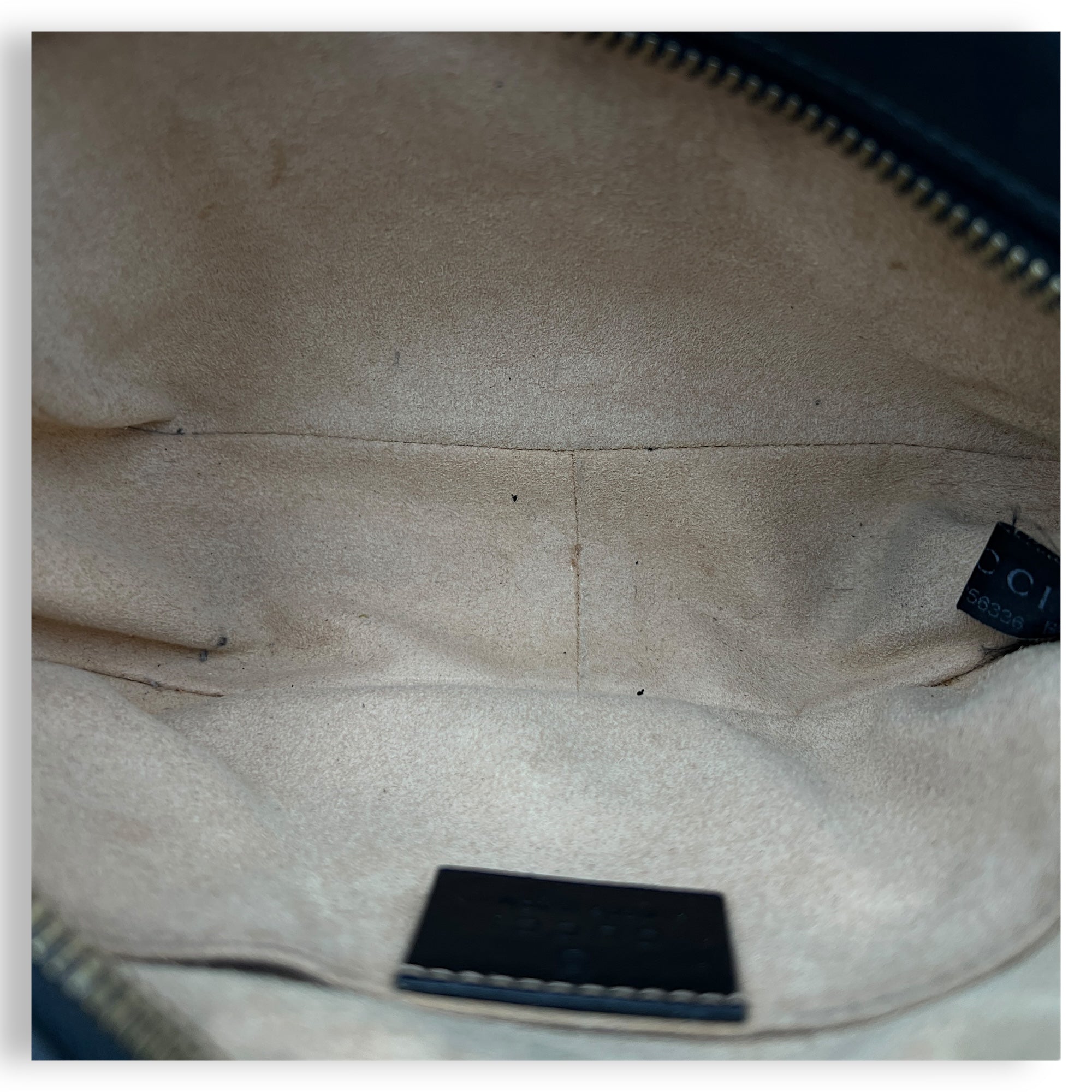 GG Marmont Mini Black Crossbody Bag in Calfskin, Gold hardware - Image 12