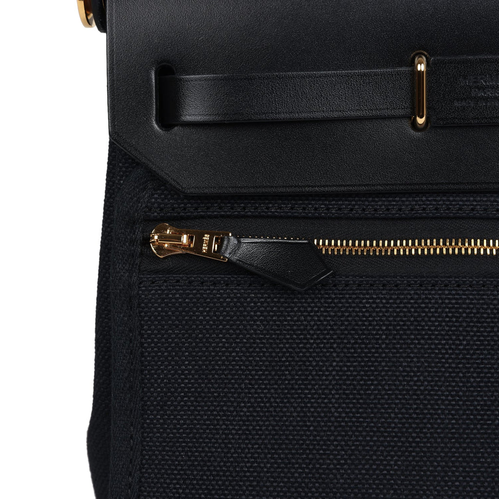 Hermes Herbag Zip 20 Mini Black Toile Militaire Canvas and Black Vache Hunter Gold Hardware - Image 10