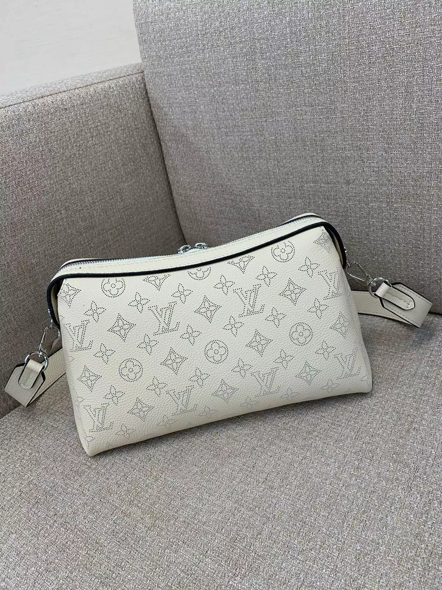 Hand It All PM Mahina in Crème Beige - Repbags.ru - Image 3