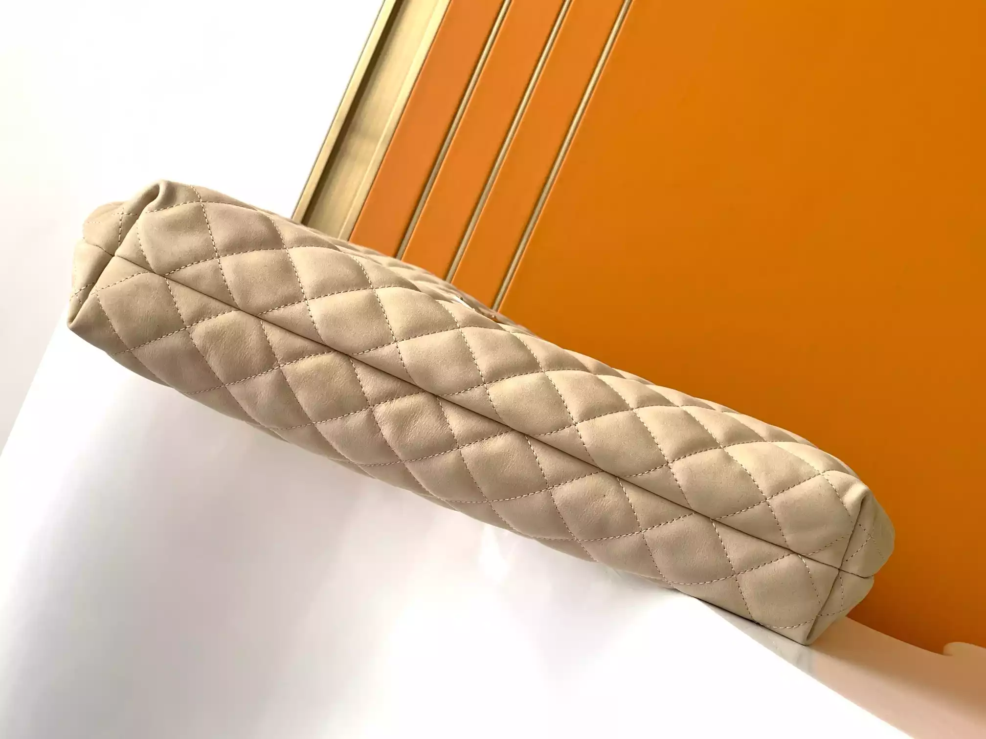 Icare Maxi Shopping Bag in Quilted Nubuck Suede - Image 10