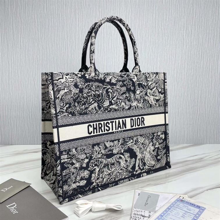 Large Dior Book Tote Blue Toile de Jouy Embroidery - DB004 - Image 9