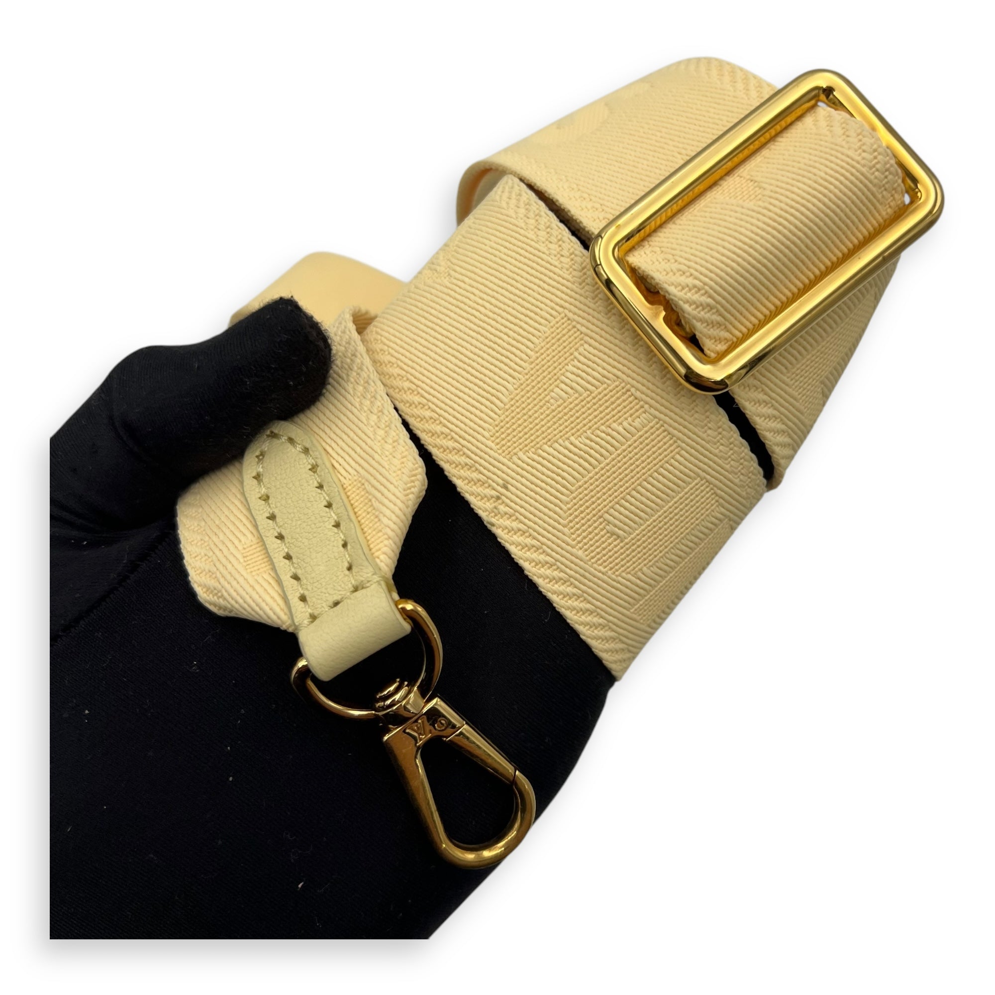 Bubblegram Wallet on Strap Yellow Crossbody Bag in Lambskin, Gold hardware - Image 25