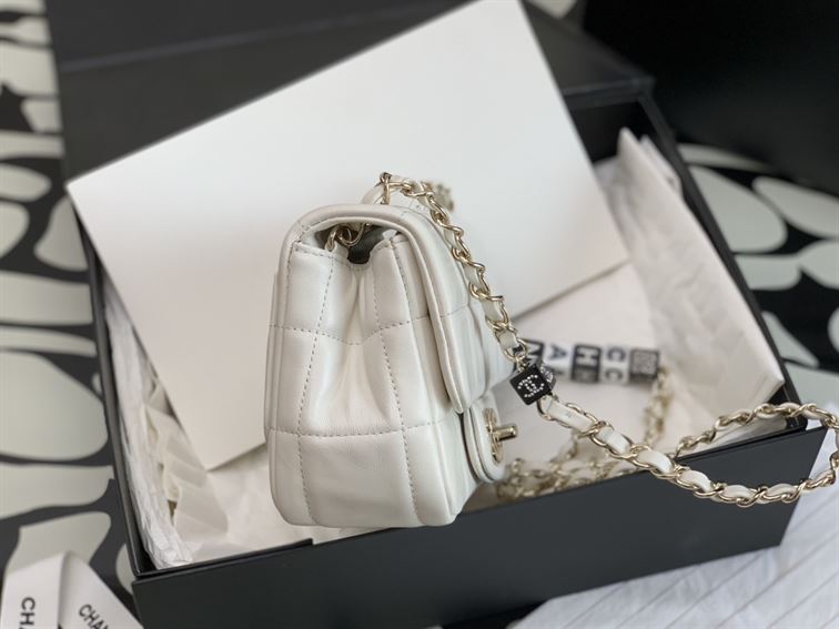 Mini Flap Bag Lambskin Gold-Tone Metal White - Image 9