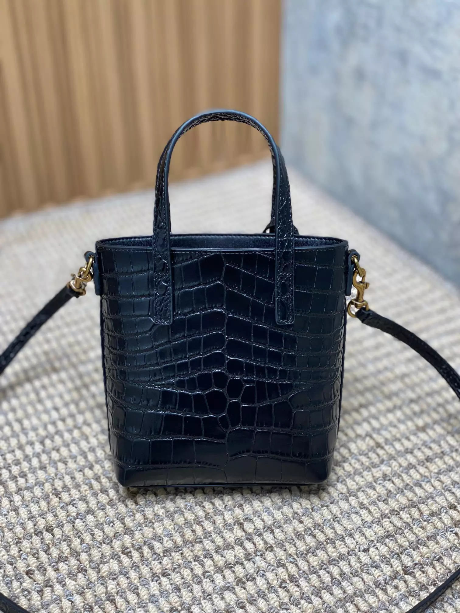 Mini Toy Shopping Saint Laurent in Crocodile-Embossed Leather - Image 9