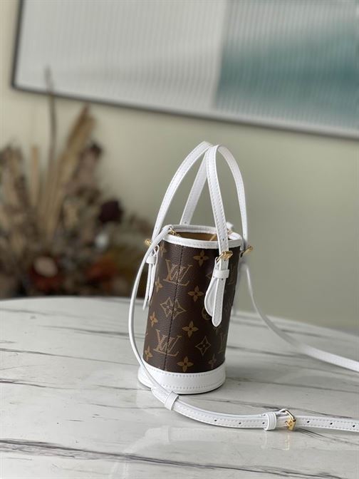 Nano Bucket White Monogram coated canvas - LB050 - Image 4