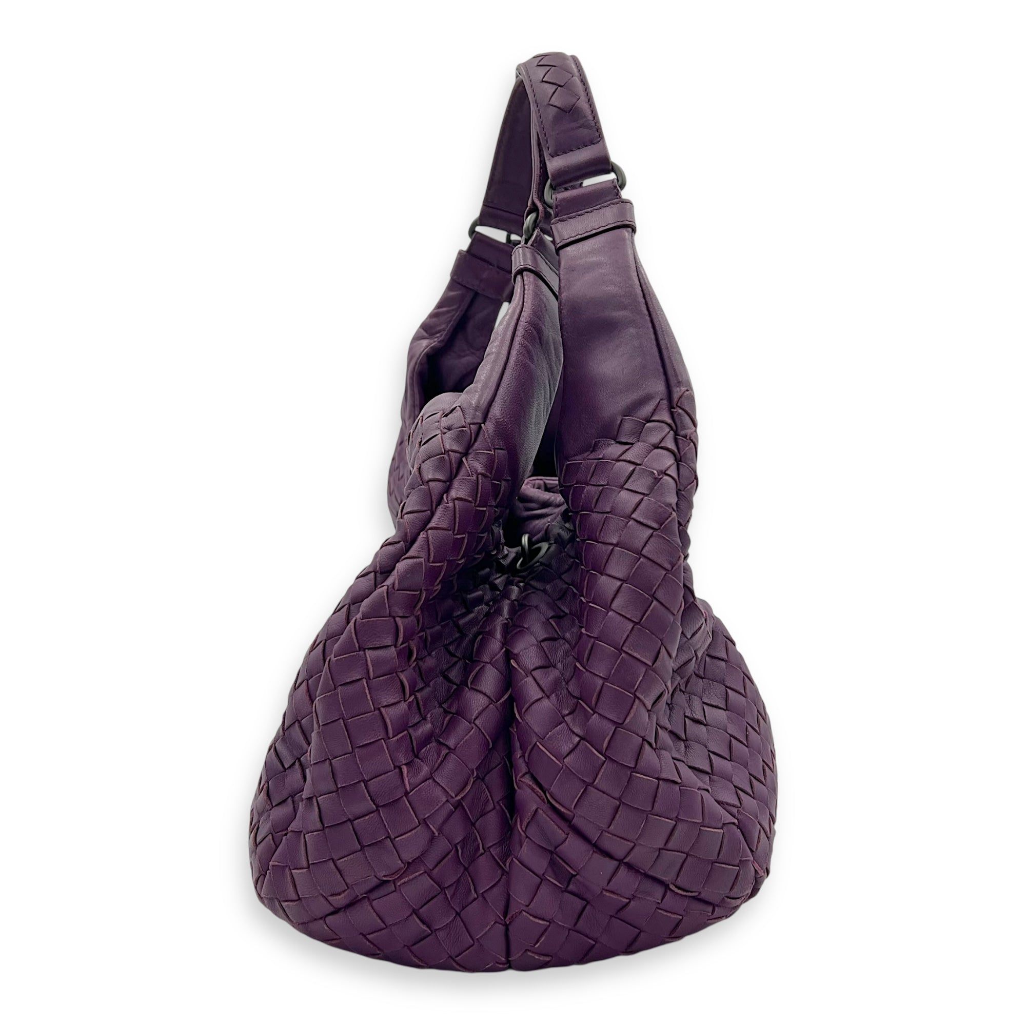 Intrecciato Hobo Purple in Nappa Leather, Gunmetal hardware - Image 4