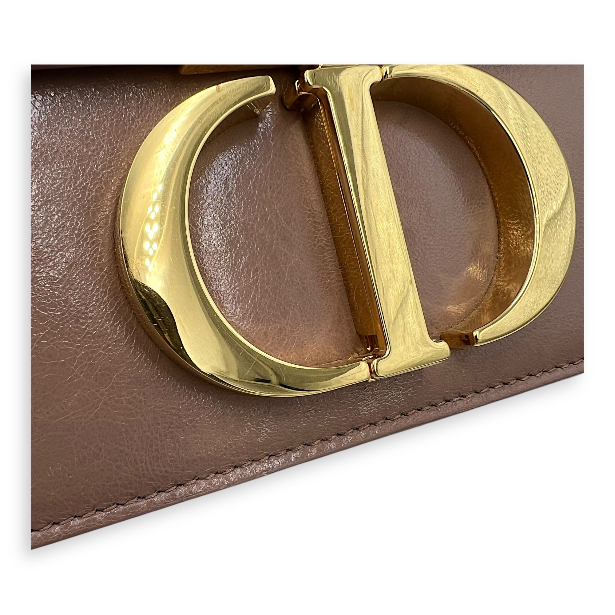 30 Montaigne Medium Shoulder bag in Calfskin, Gold Hardware - Image 9