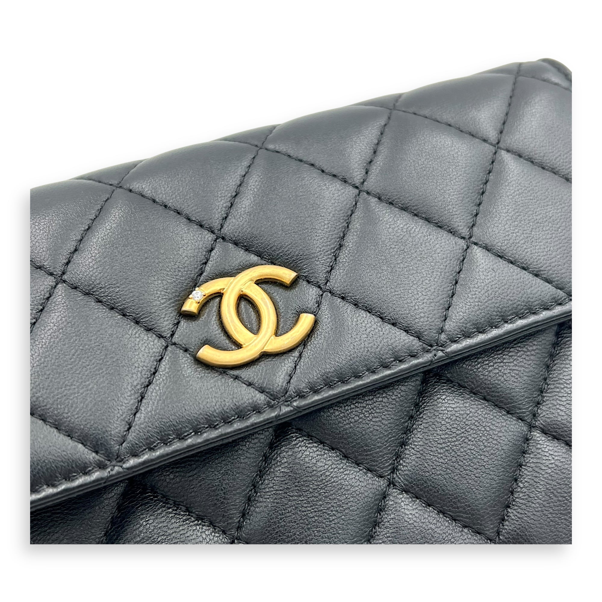 CC Wristlet Black in Lambskin, Gold hardware - Image 8
