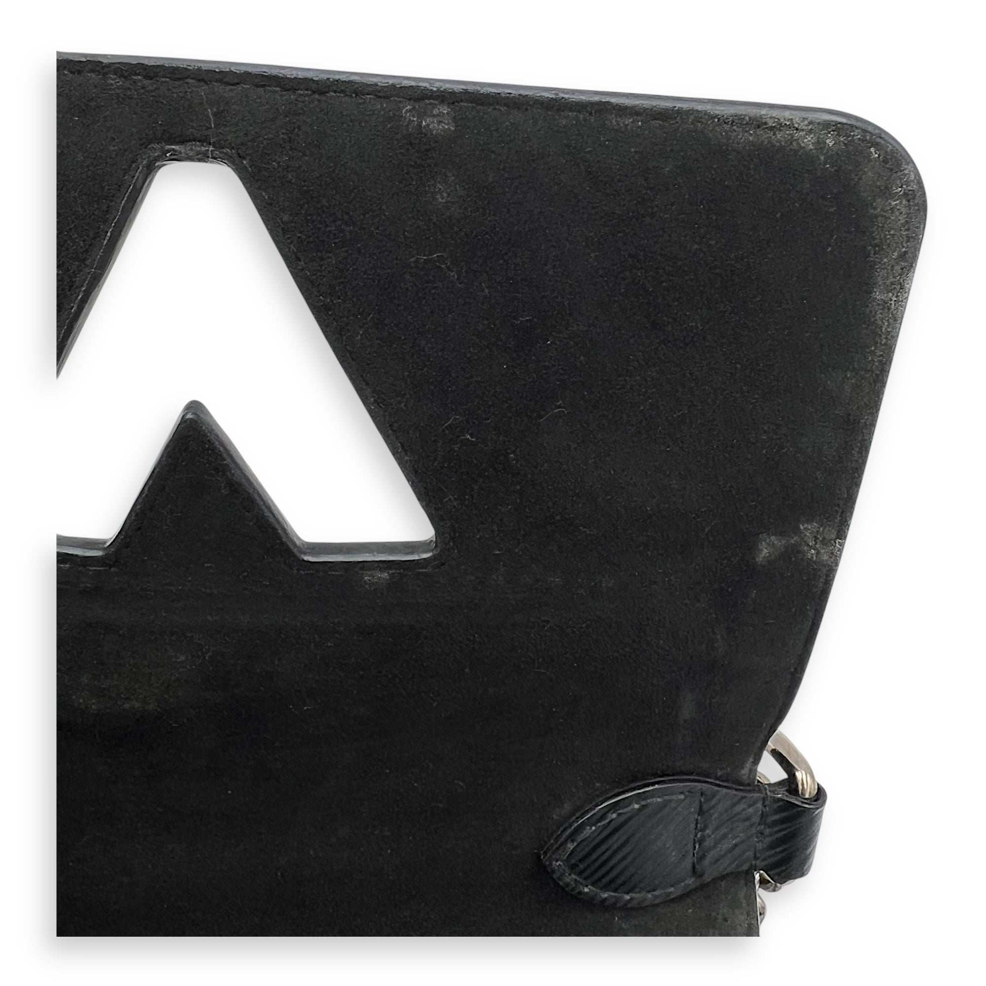 Twist PM Crossbody bag in Epi leather, Silver Hardware - Image 9