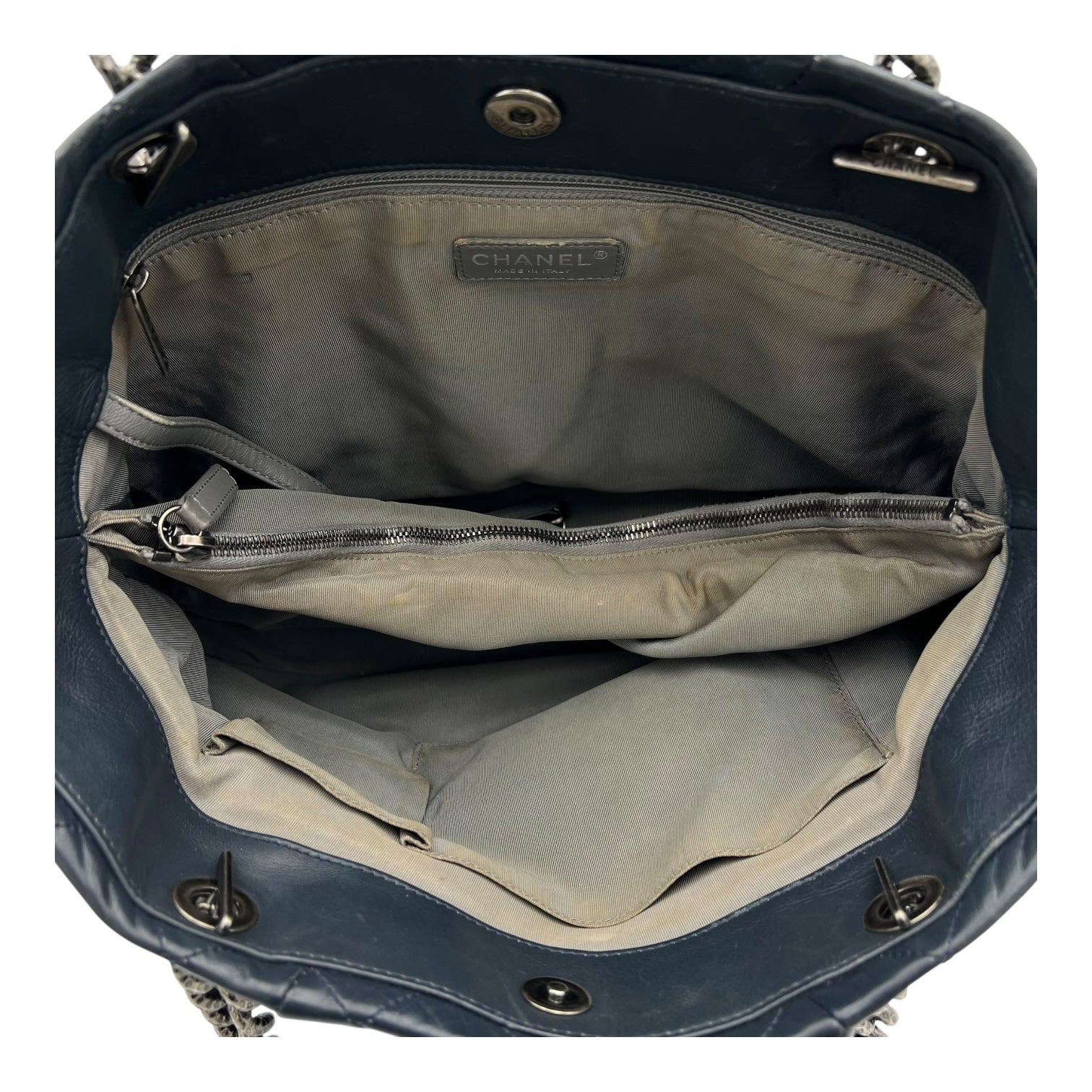 CC Shoulder Bag Blue in Calfskin, Ruthenium hardware - Image 7