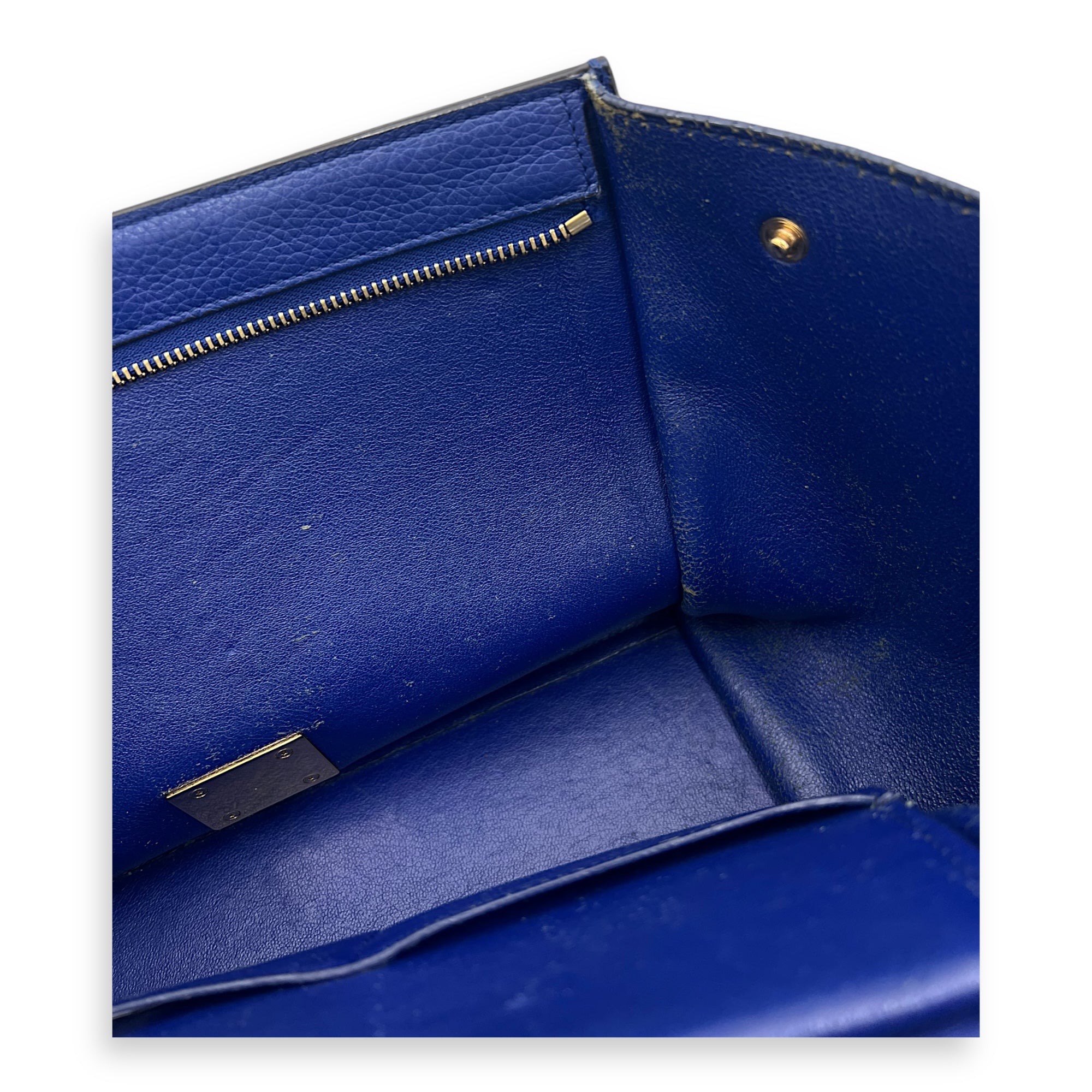 Trapeze Small Blue Shoulder Bag in Calfskin, Gold hardware - Image 9
