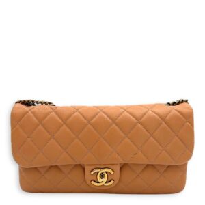 Quilted Zip Back Pocket Flap Shoulder Bag Brown in Calfskin, Gold hardware