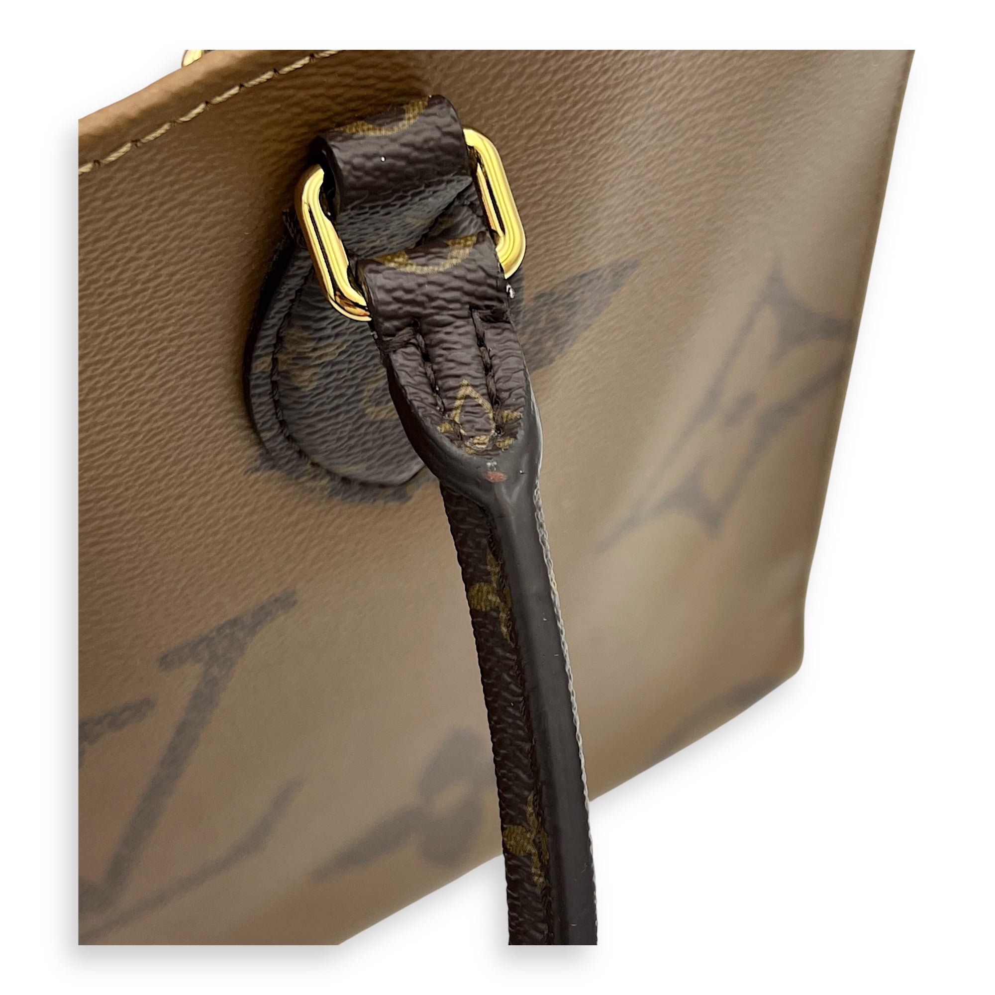 OnTheGo MM Brown Top Handle Bag in Monogram Coated Canvas, Gold hardware - Image 9