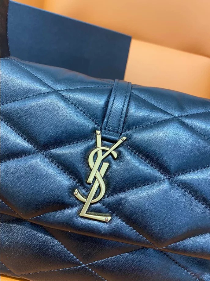 Saint Laurent Le 57 Hobo Bag in Quilted Lambskin - Image 9