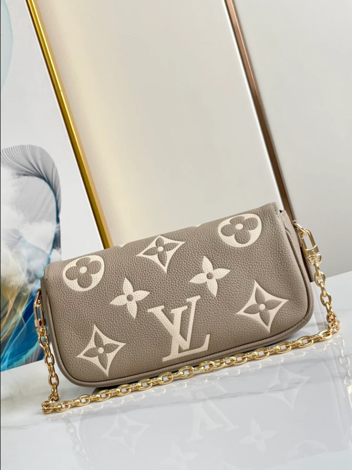 Wallet On Chain Ivy Bicolour Monogram Empreinte Leather - LB242 - Image 4