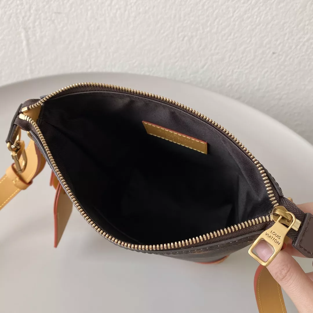 Hobo Cruiser PM Monogram Other Bag - ReplicaBags.is - Image 10