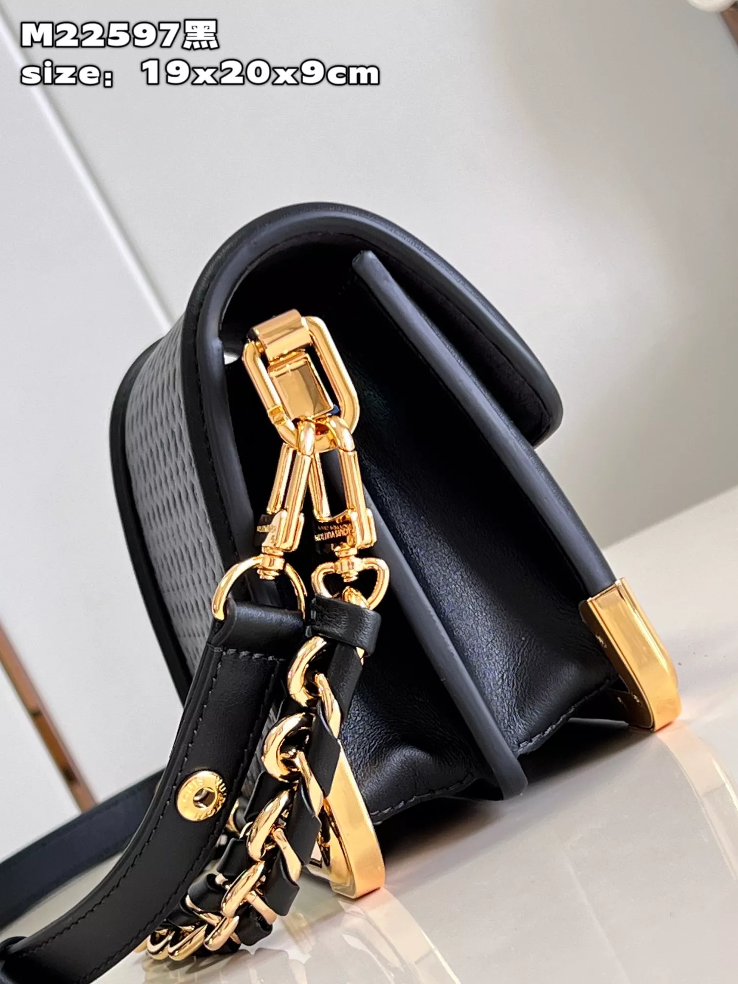 LV MM Dauphine Black Bag- ReplicaBags.is - Image 8