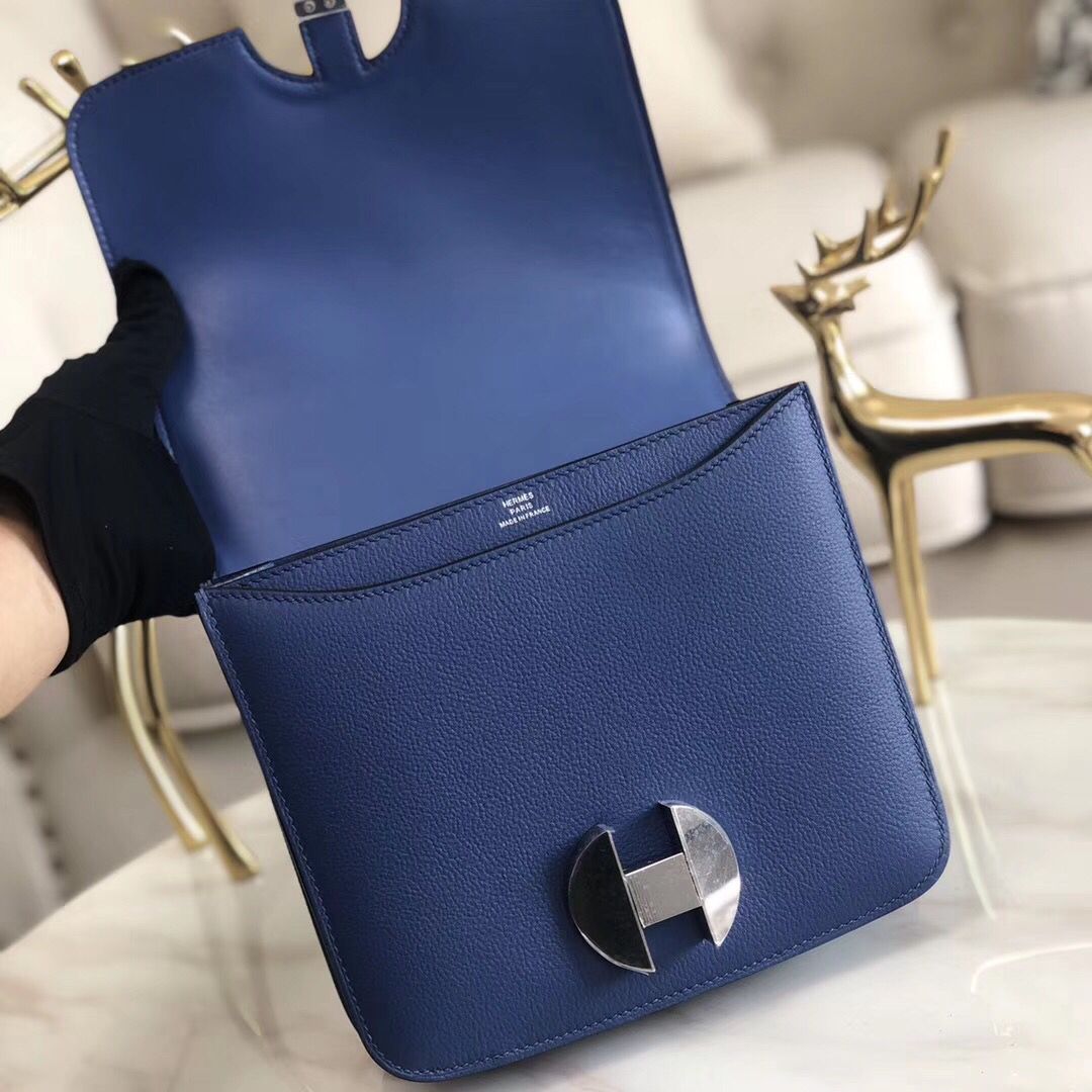 Hermes 2002 20cm Bag In Blue Brighton Evercolor Calfskin - Image 7
