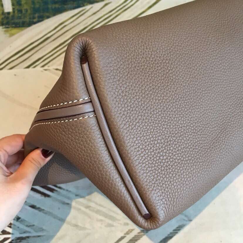 Hermes 24/24 29 Bag In Taupe Clemence Calfskin - Image 9