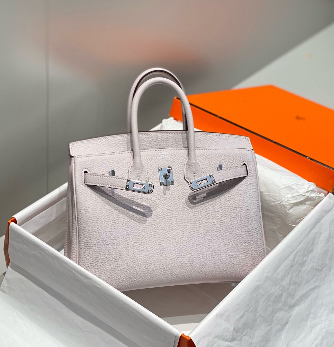 Hermes Birkin 25cm Bag In Mauve Pale Clemence Leather PHW - Image 5