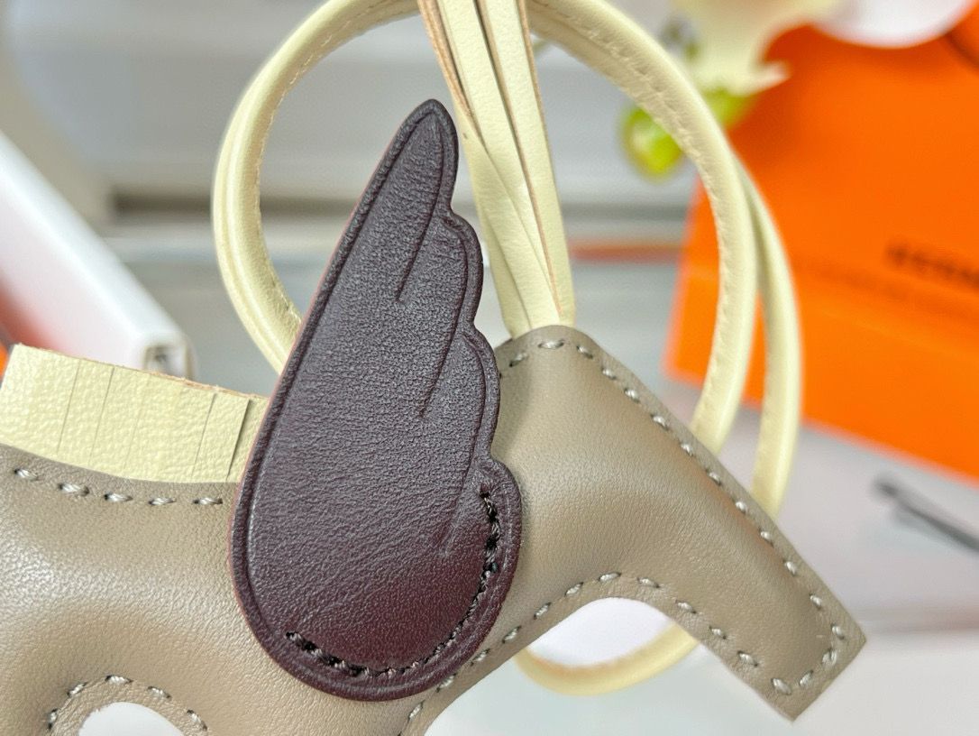 Hermes Rodeo Pegase PM Bag Charm in Taupe/Jaune Milton/Rouge Sellier Lambskin - Image 5