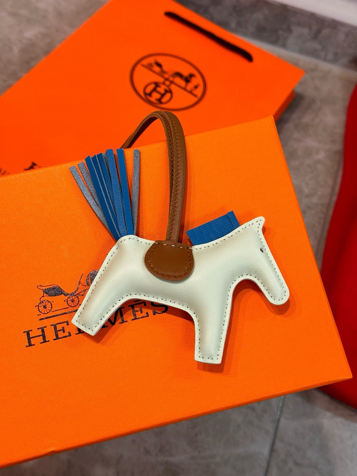 Hermes Rodeo PM Bag Charm in Vert Fizz/Blue/Gold Lambskin - Image 3