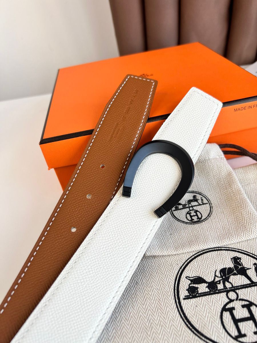 Hermes Luck Reversible Belt 38MM in Epsom Leather with Black Buckle - Image 8