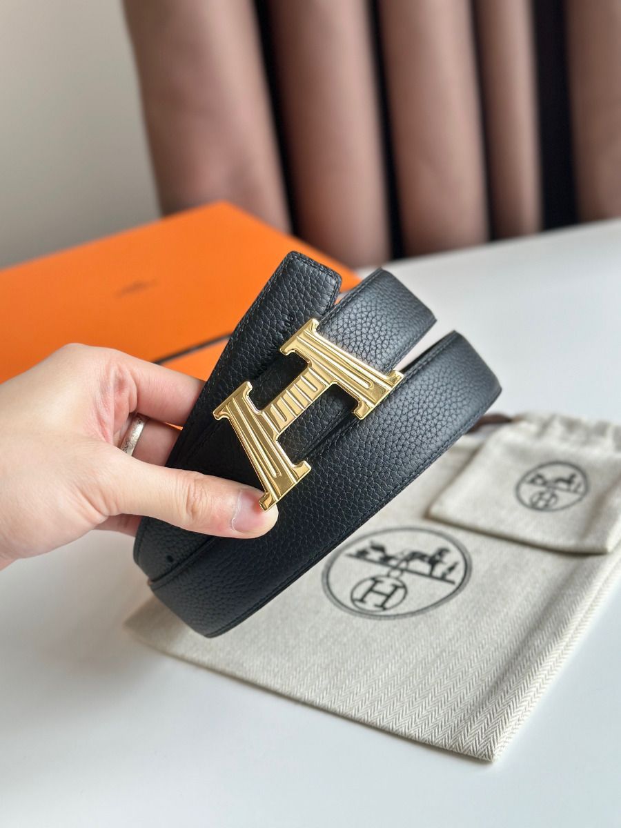 Hermes H Take Off Reversible Belt 32MM in Black Clemence Leather - Image 4