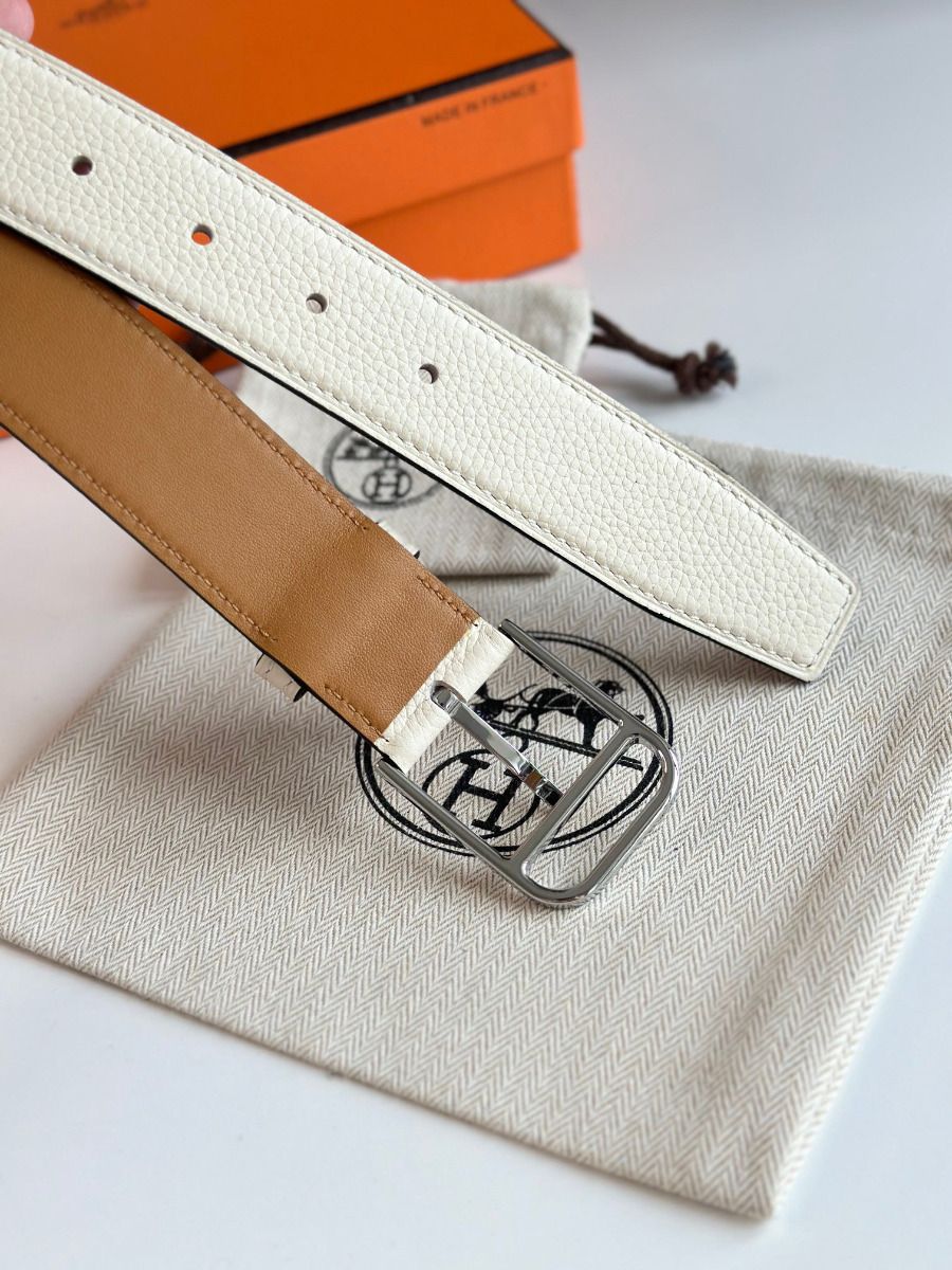 Hermes Romain 35MM Belt in Craie Clemence Leather - Image 6