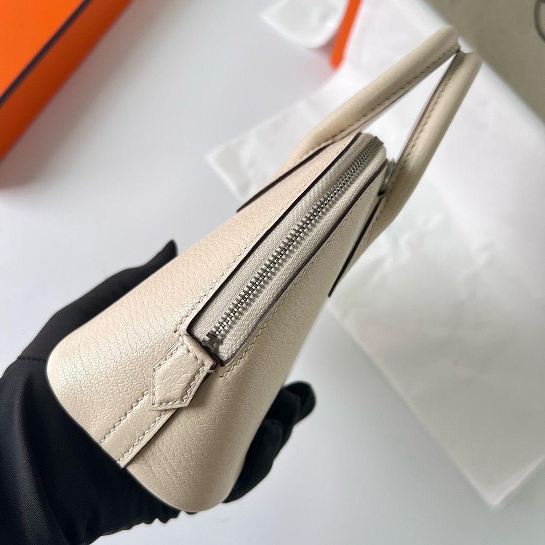 Hermes Bolide 1923 Mini Handmade Bag In Nata Chevre Mysore Leather - Image 4