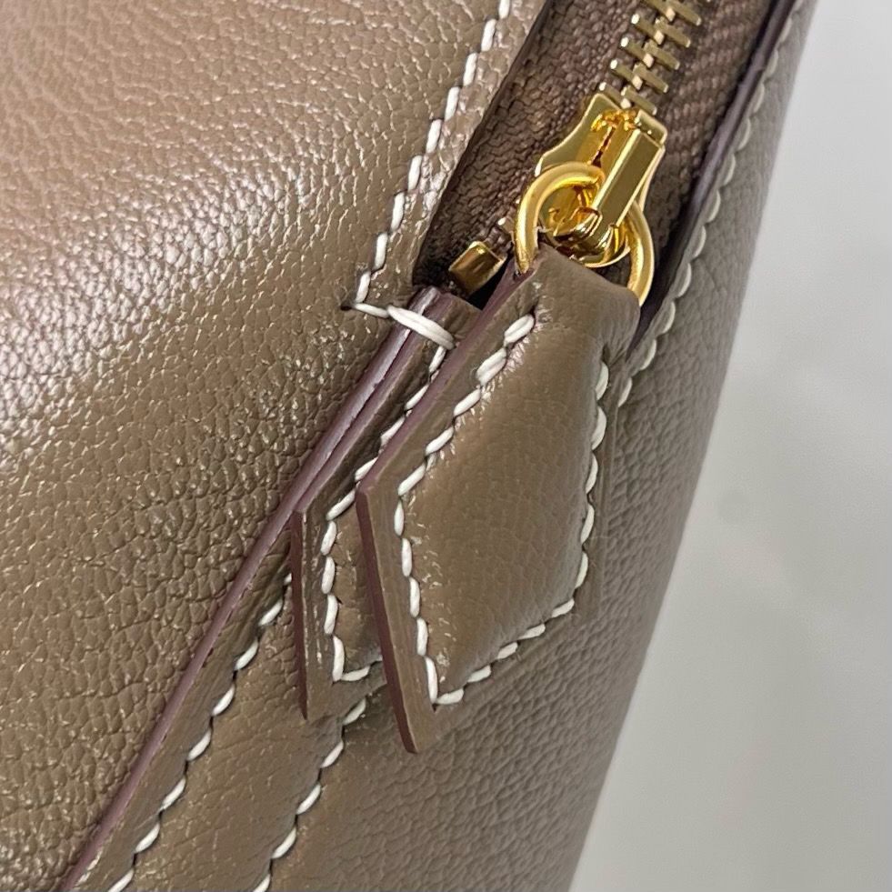 Hermes Bolide 1923 Mini Handmade Bag In Taupe Chevre Mysore Leather - Image 7