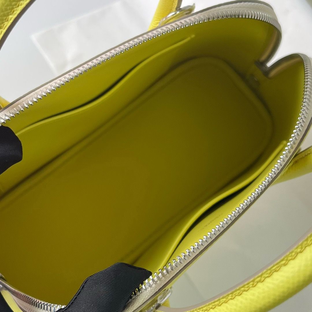 Hermes Bolide 1923 25 Handmade Bag In Lime Epsom Calfskin - Image 9
