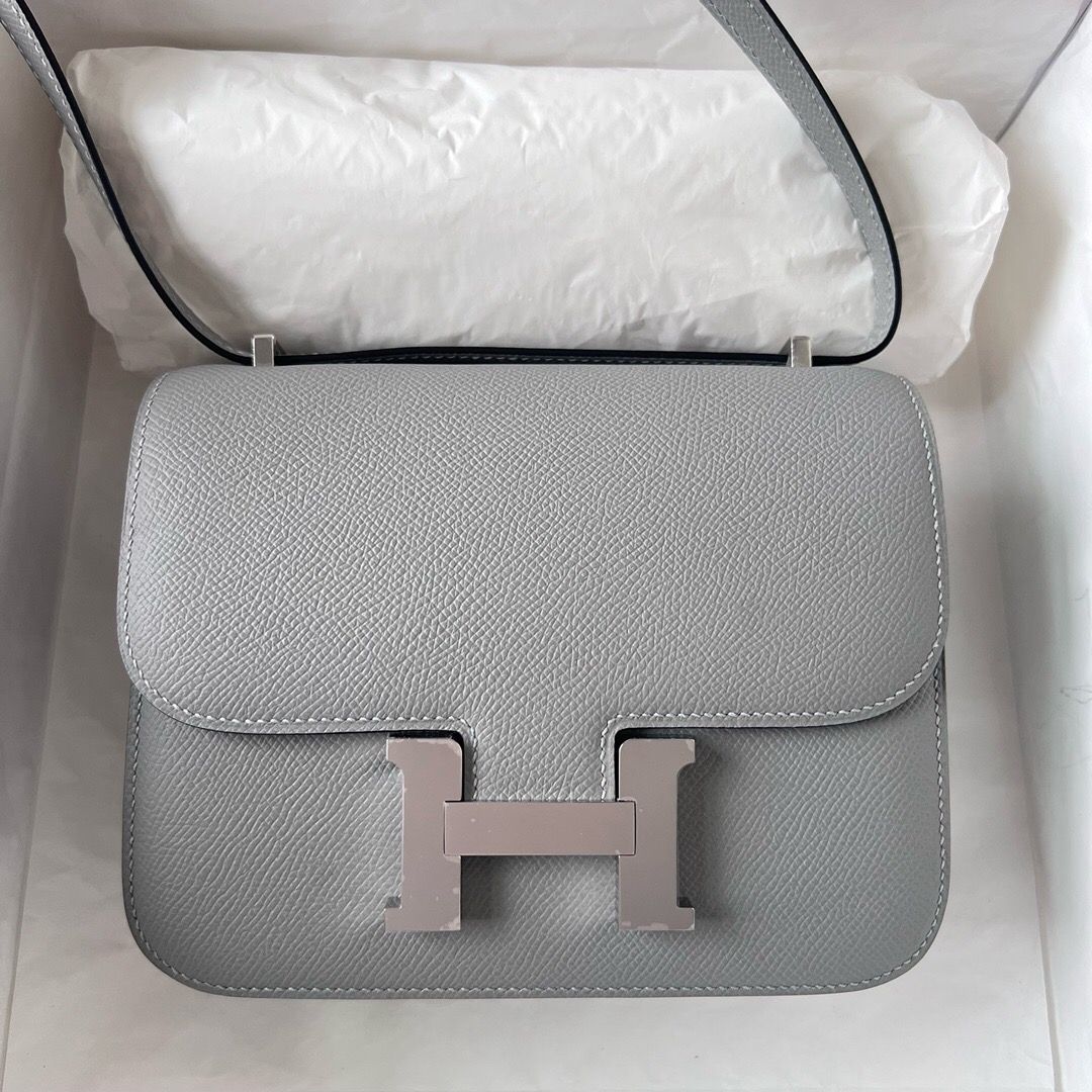 Hermes Constance 18 Handmade Bag in Gris Mouette Epsom Calfskin - Image 3