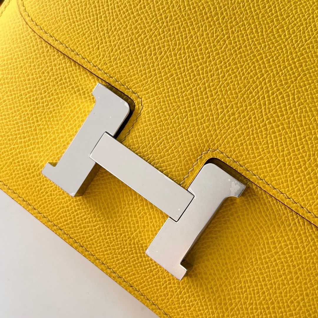 Hermes Constance 18 Handmade Bag In Jaune de Naples Epsom Calfskin - Image 4