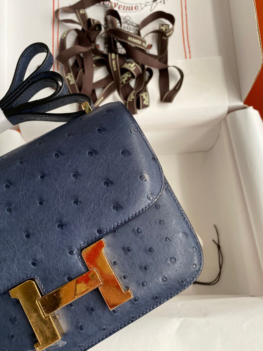 Hermes Constance 18 Handmade Bag In Blue Iris Ostrich Leather - Image 4