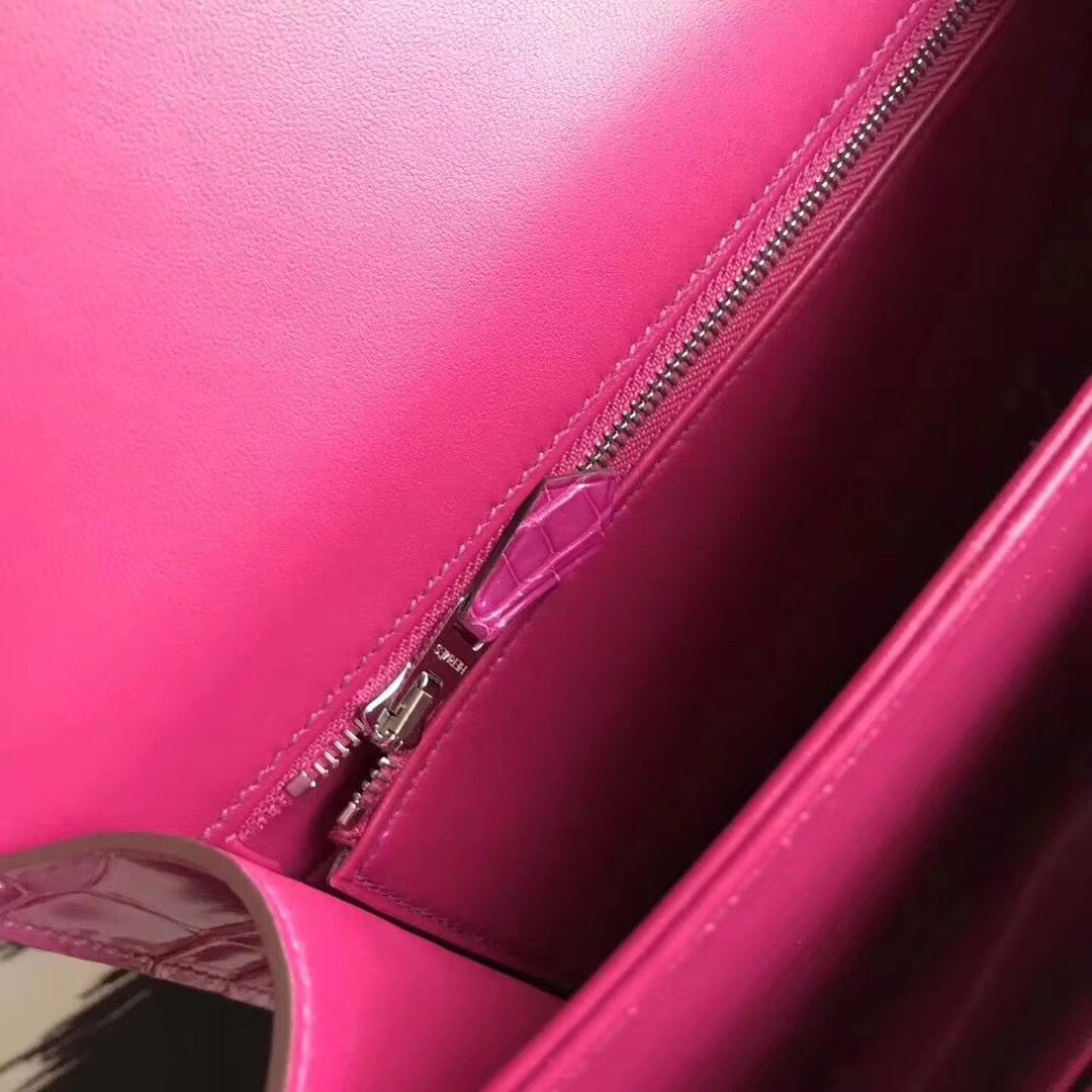 Hermes Constance 24 Bag In Rose Scheherazade Niloticus Crocodile - Image 5