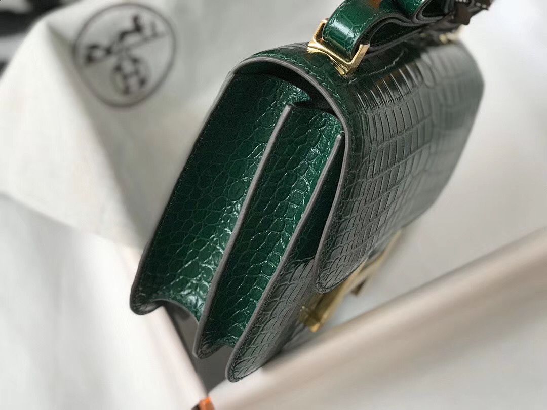 Hermes Constance 24cm Bag In Green Embossed Crocodile - Image 5